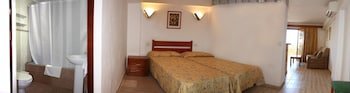 Llevant Apartments