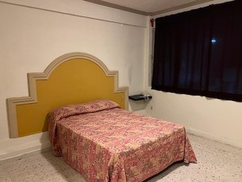Hotel Plaza Jacona