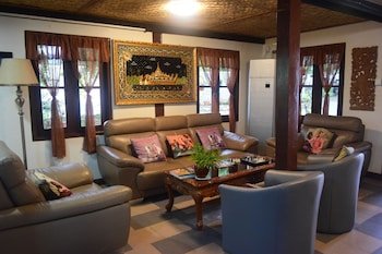 The Grand Nyaung Shwe Hotel