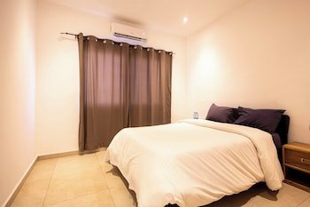 Tills Beach Hotel