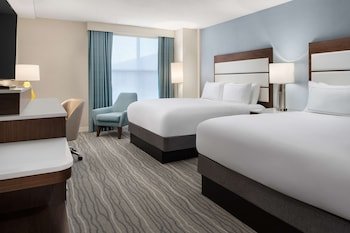 DoubleTree by Hilton Hotel Norfolk Airport
