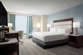 DoubleTree by Hilton Hotel Norfolk Airport