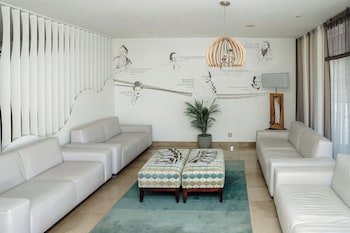 Carvi Beach Hotel Lagos