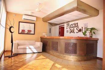 Aparta Hotel Plaza del Sol