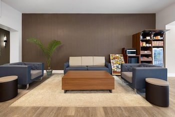 Wingate by Wyndham Dublin Near Claytor Lake State Park