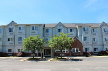 Microtel Inn & Suites by Wyndham Montgomery