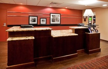Hampton Inn & Suites Watertown