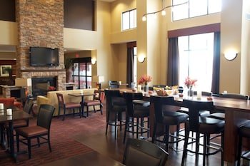 Hampton Inn & Suites Watertown