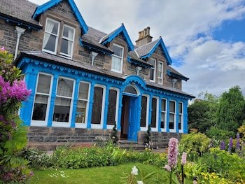 Dunallan House