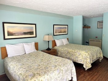 M-22 Inn Suttons Bay