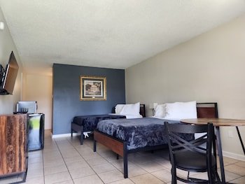 Red Carpet Inn Houma