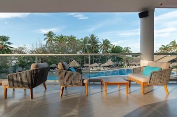 Occidental Tamarindo
