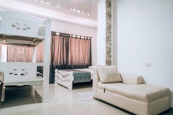Neos Hotel