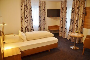 Tiptop Hotel Hirt