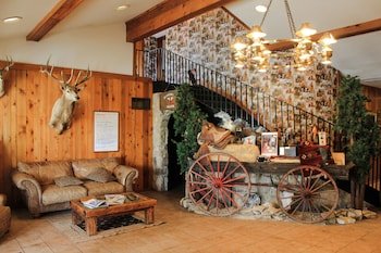 Flying L Hill Country Resort