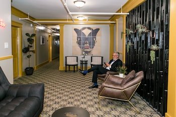 The Metropolitan Hotel
