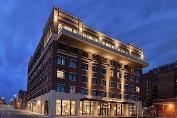 The Merrill Hotel Muscatine - Tribute Portfolio