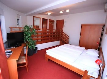 Hotel Orion