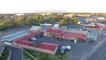 Valley Motel