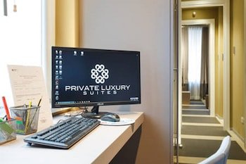 Private Luxury Suites
