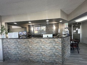 Executive Inn Locust Grove