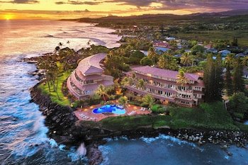 Whalers Cove Resort