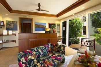 Whalers Cove Resort
