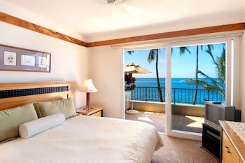 Whalers Cove Resort