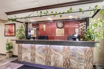 Econo Lodge Milwaukee Airport