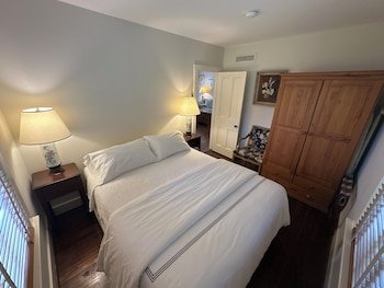 The 1708 House