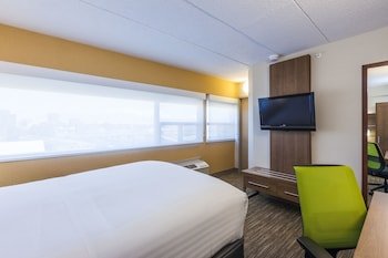Holiday Inn Express Saint John Harbour Side