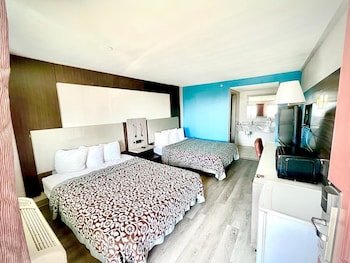 Days Inn by Wyndham El Paso Airport East
