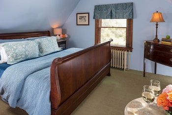 Manor House Inn