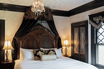 Manor House Inn