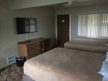 The Bay Bridge Motel