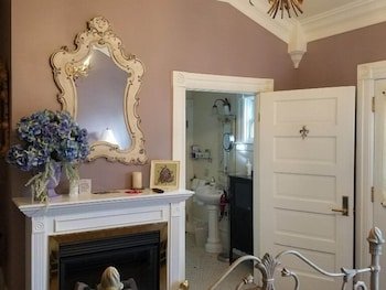 The Abbey House Inn