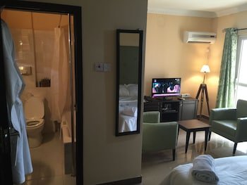 Fort Ross Hotel