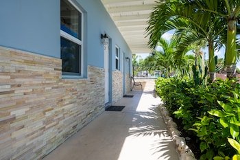Pelican Rv Resort And Motel
