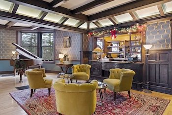 Hartness - House & Hotel
