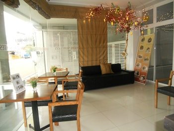 Cinfandel Suites