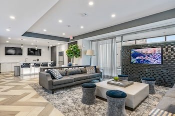 Global Luxury Suites in White Plains