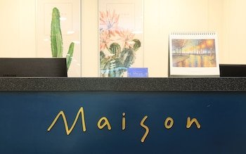 Maison Mini Hotel & Guesthouse