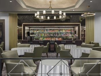 Doubletree Fort Lee/George Washington Bridge