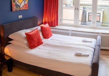 Dutch Masters Apartments