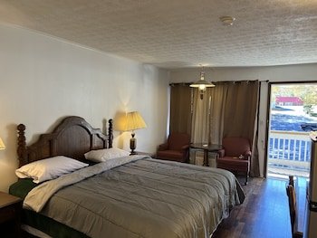 Lemon Tree Inn