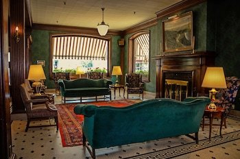 Penn Wells Hotel
