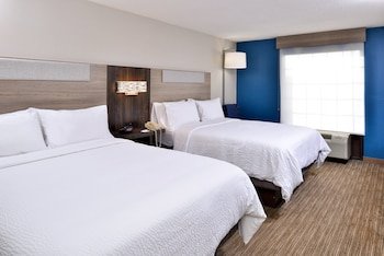 Holiday Inn Express Winston - Salem Downtown West