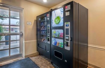 Extended Stay America Select Suites Lake Worth