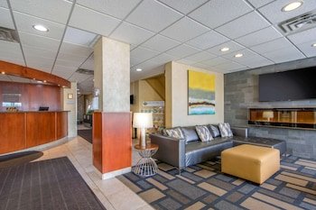Clarion Hotel 
