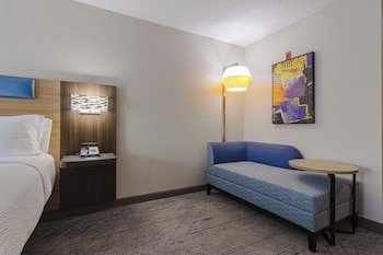 Holiday Inn Express Newington - Hartford